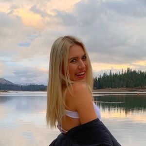 Meet your Posher, Juliana